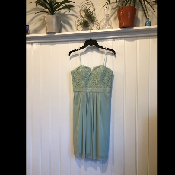 Adrianna Papell Dresses & Skirts - Mint Strapless Dress